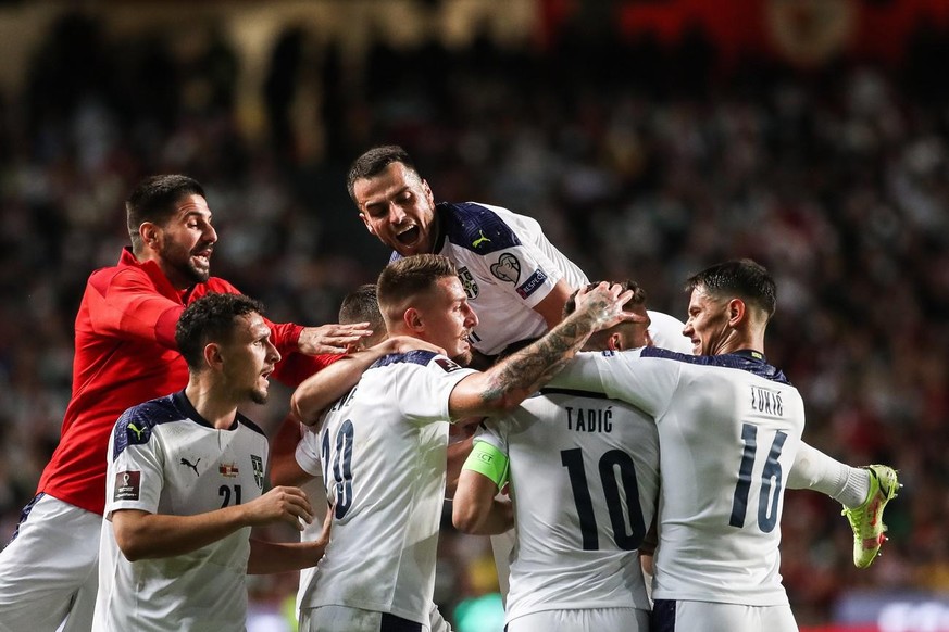 Les footballeurs serbes ont créé une grosse surprise dimanche en allant battre le Portugal à Lisbonne (2-1). Ils sont qualifiés pour la Coupe du monde 2022 au Qatar.