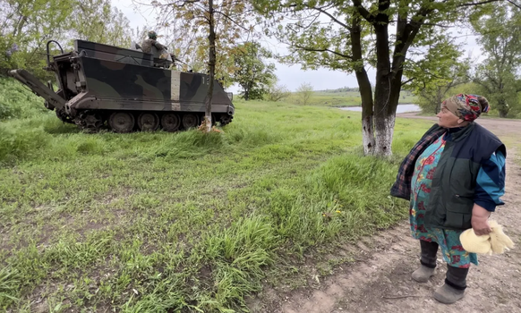 Les Ukrainiens contre-attaquent à Bakhmout: le reportage de notre reporter de guerre.