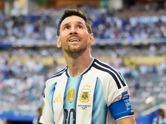 Argentina's Lionel Messi (10) reacts during the World Cup round of 32 soccer match between Argentina and Cape Verde in Miami Gardens, Fla., Friday, July 3, 2026. (AP Photo/Chris Carlson)
Lionel M ...
