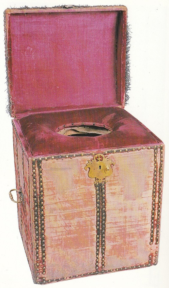 La chaise de toilette de Guillaume III d&#039;Angleterre, vers 1690.