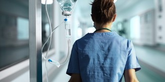 Infirmière aux urgences du Chuv, elle a tout abandonné, épuisée