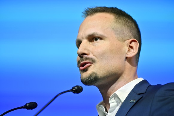 Jonas Projer, neuer FDP-Generalsekretaer an der Delegiertenversammlung der FDP in Moeriken-Wildegg am Samstag, 17. Juni 2024. (KEYSTONE/Walter Bieri )