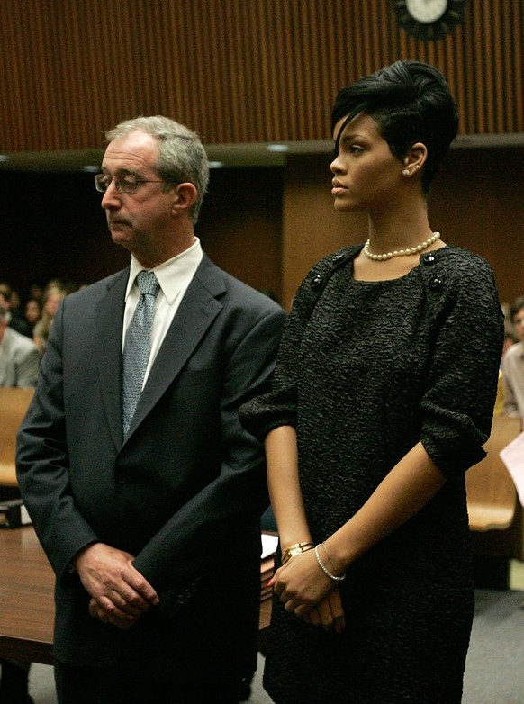LOS ANGELES, CA - JUNE 22: Attorney Donald Etra (L) and singer Rihanna appear at a preliminary hearing at Superior Court of Los Angeles County on June 23, 2009 in Los Angeles, California. The prelimin ...
