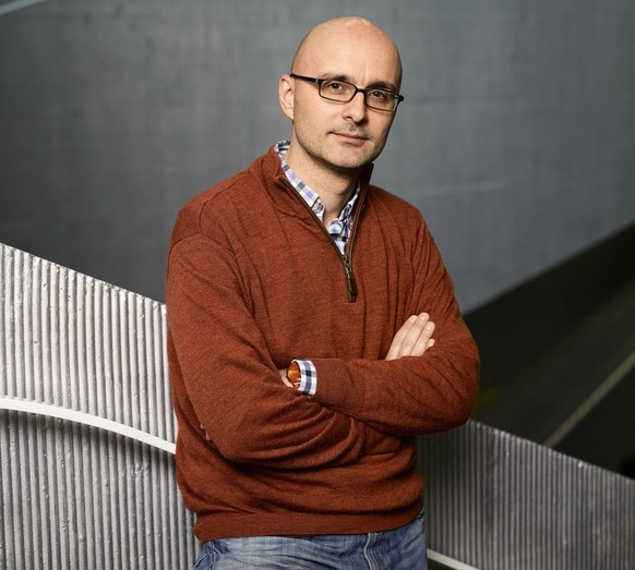 Portrait of Nenad Stojanovic, political scientist and member of the Social Democratic Party of Switzerland, taken at the University of Lucerne, Switzerland, on January 18, 2017. (KEYSTONE/Christian Be ...