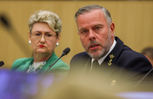 epa10723408 Chair of the NATO Military Committee, Admiral Rob Bauer (R) NATO Spokesperson Oana Lungescu (L) during a press briefing on the integration of NATO and national military planning ahead of t ...