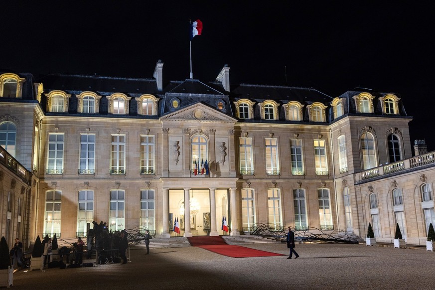 epa12810007 The Elysee palace during a dinner hosted by the French president to conclude the second Nuclear Energy Summit, in Paris, France, 10 March 2026. EPA/CHRISTOPHE PETIT TESSON