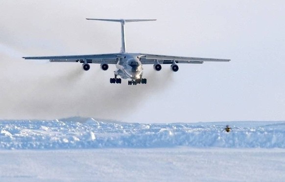 Un Iliouchine IL-76 russe : un avion de transport de ce type s&#039;est écrasé mercredi près de la ville de Belgorod.