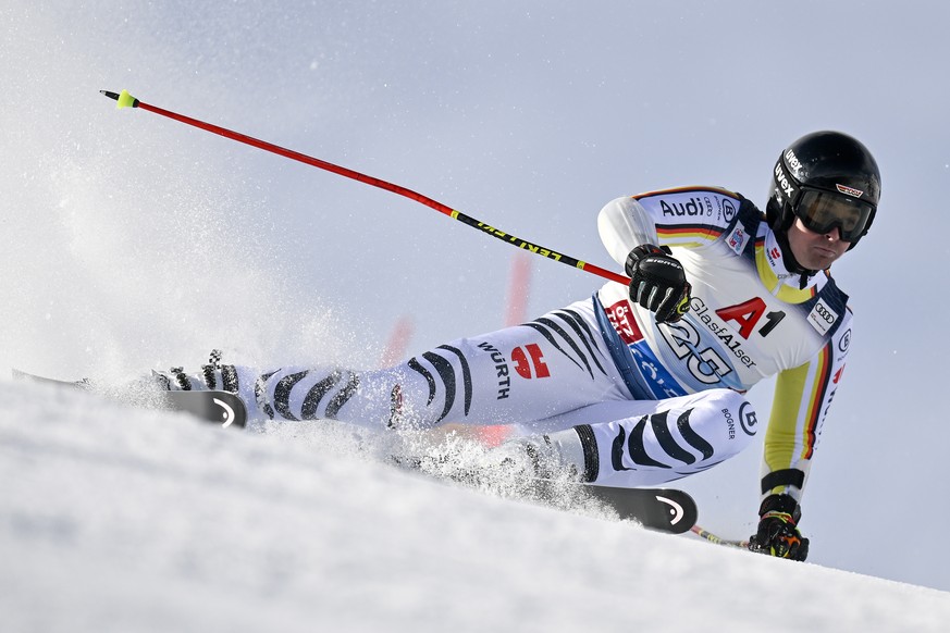 Stefan Luitz en action lors du slalom géant inaugural de Sölden, le 23 octobre 2022.