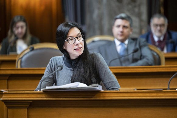 Céline Vara, se maintient.