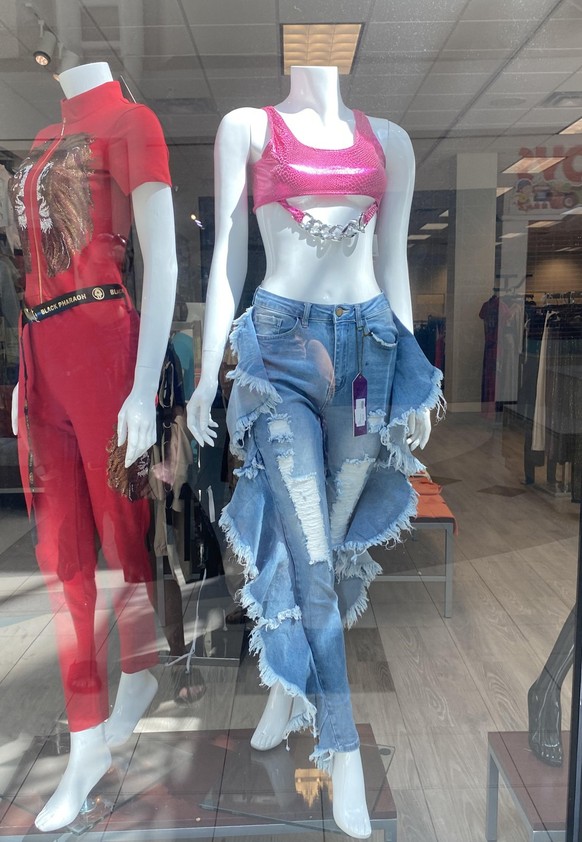 Mode-Fails. Fashion die sich hoffentlich nicht durchsetzt