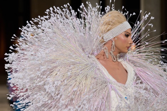 PARIS, FRANCE - JANUARY 30: (EDITORIAL USE ONLY - For Non-Editorial use please seek approval from Fashion House) A model walks the runway during the Germanier Haute Couture Spring-Summer 2025 show as  ...