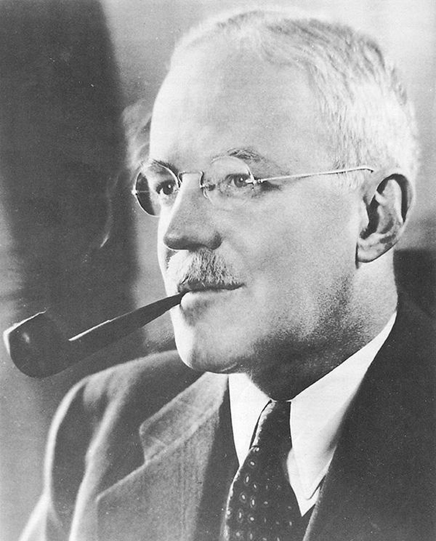 Portrait d’Allen Dulles, nommé directeur de la CIA en 1953.