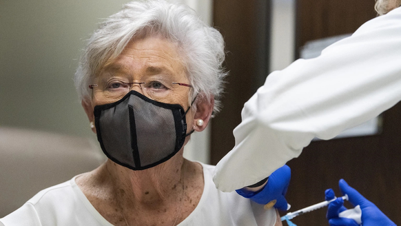 Kay Ivey, la gouverneure de l’Alabama, a été vaccinée au début de cette année.