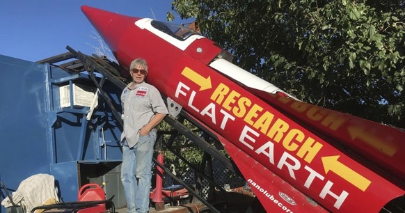 A 2017 photo shows daredevil “Mad Mike” Hughes with his steam-powered rocket constructed out of salvage parts. (Waldo Stakes / AP)