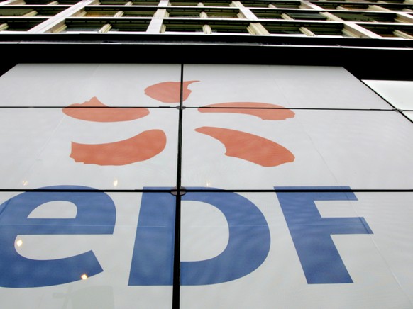 Les actionnaires salari�s d&#039;EDF ont menac� de porter plainte contre l&#039;Etat pour ses d�cisions concernant l&#039;�nerg�ticien et leurs cons�quences &quot;spoliatrices&quot; pour les actionnai ...