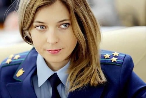 Natalia Poklonskaya, procureure reconnue, mais sexualisée et réduite au statut de poupée russe par les geeks japonais et coréens.