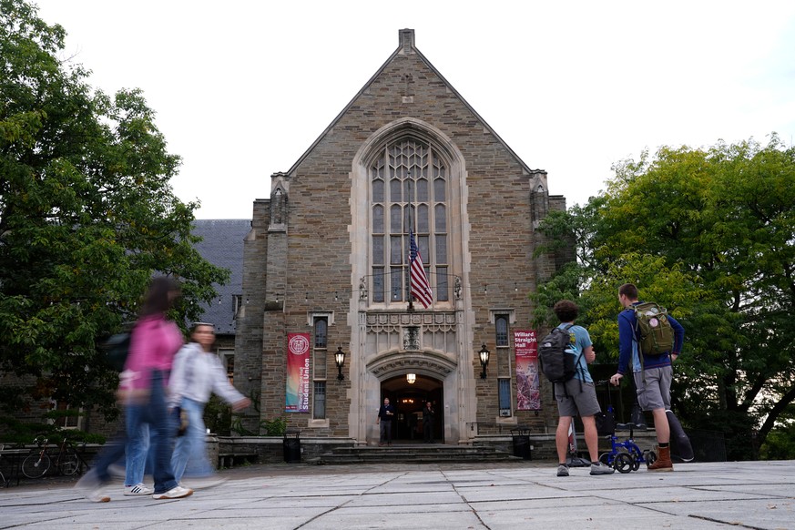 People arrive for a hearing on sexual assault at Willard Straight Hall at Cornell University in Ithaca, N.Y., Thursday, Oct. 1, 2026. (AP Photo/Matt Rourke)
Cornell Investigation Student Forum