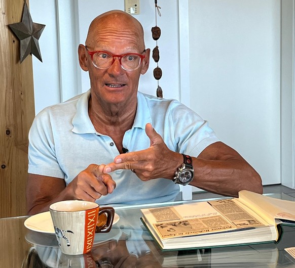 Heinz Frei in seiner Wohnung, Juli 2025
