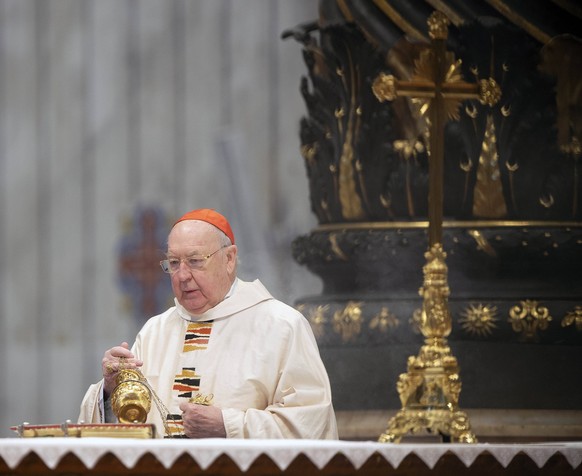 **NO LIBRI** Italy, Rome, Vatican, 2024/11/24.Cardinal Kevin Joseph Farrell celebrates a Holy Mass on World Youth Day at St. Peter s Basilica at the Vatican Photograph by ALESSIA GIULIANI / Catholic P ...