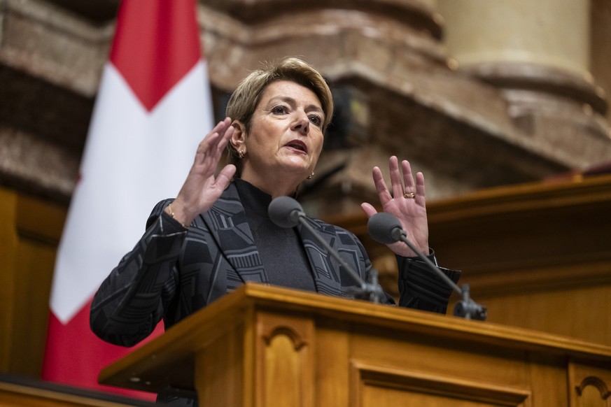 Bundesraetin Karin Keller-Sutter spricht waehrend der Budgetdebatte, an der Wintersession der Eidgenoessischen Raete, am Mittwoch, 4. Dezember 2024 im Nationalrat in Bern. (KEYSTONE/Alessandro della V ...