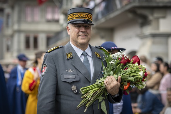 Korpskommandant Benedikt Roos, Chef der Armee.am traditionellen Umzug der Zuenfte am Zuercher Sechselaeuten am Montag, 20. April 2026 in Zuerich. (KEYSTONE/Andreas Becker)