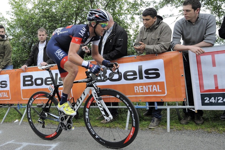 epa04182751 Iam Cycling team rider Swiss Pirmin Lang in action during the Liege Bastogne Liege cycling race from Liege to Ans, Belgium, 27 April 2014. EPA/NICOLAS BOUVY