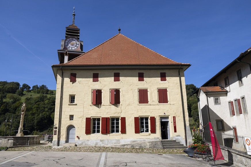 Le batiment du musee du Vieux-Moudon qui consacre une exposition au poete Philippe Jaccottet (1925 - 2021), photographie ce mercredi, 17 septembre 2025 a Moudon. Cette annee Moudon celebre le centenai ...