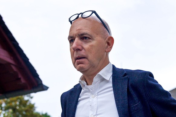 22.09.2023, Hessen, Frankfurt/Main: Fußball: DFB, Nationalmannschaft. DFB-Präsident Bernd Neuendorf trifft vor der Präsidiumssitzung und Sitzung des Aufsichtsrates der DFB-GmbH am DFB-Campus ein. Die  ...