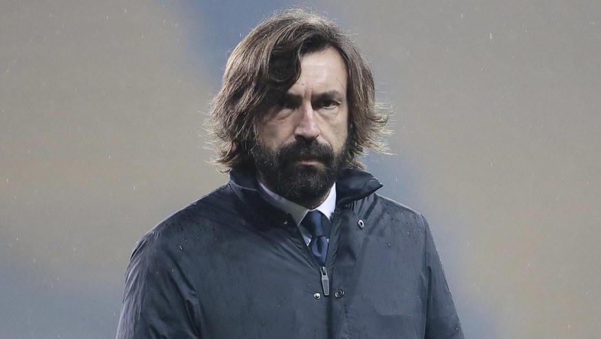 epa08894775 Juventus&#039; coach Andrea Pirlo reacts during the Italian Serie A soccer match Parma Calcio vs Juventus FC at Ennio Tardini stadium in Parma, Italy, 19 December 2020. EPA/ELISABETTA BARA ...