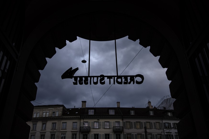 The logo of the Swiss bank Credit Suisse is seen at the banks headquarters entrance at Paradeplatz in Zurich, Switzerland on Sunday March 19, 2023. (KEYSTONE/Michael Buholzer).