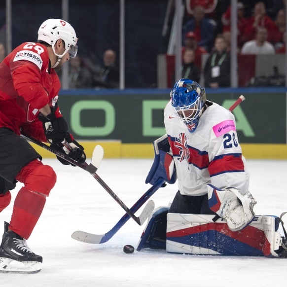 Timo Meier et la Suisse se sont parfois compliqués la vie face aux Britanniques
