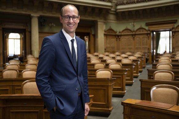 Martin Candinas, Mitte-GR, erster Vizepraesident des Nationalrats, posiert fuer ein Portrait nach der Herbstsession der Eidgenoessischen Raete, am Freitag, 30. September 2022 im Nationalrat in Bern. M ...