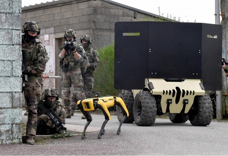 Spot le chien robot à Yverdon-les-Bains 
