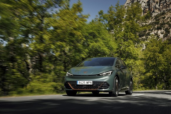 Cupra Born VZ