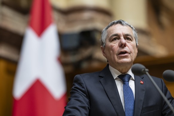 Bundesrat Ignazio Cassis spricht zur Grossen Kammer waehrend der Fragestunde, an der Fruehjahrssession der Eidgenoessischen Raete, am Montag, 17. Maerz 2025 im Nationalrat in Bern. (KEYSTONE/Alessandr ...