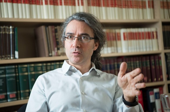 Viktor Györffy est le président de grundrechte.ch.