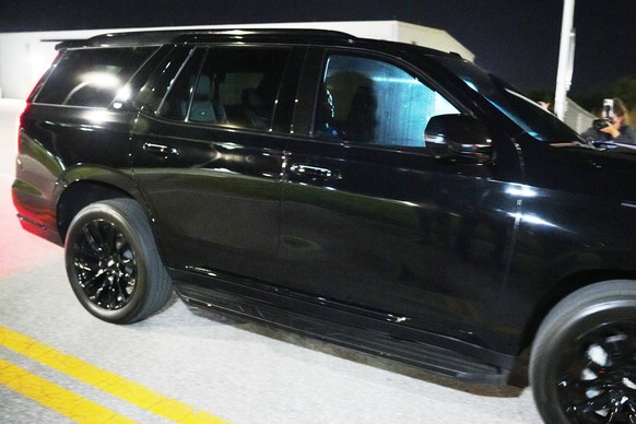 Tiger Woods leaves the Martin County Sheriff's Office jail facility following his involvement in a car crash where he was arrested on a DUI charge on Friday, March 27, 2026 (AP Photo/Jim Rassol)
 ...