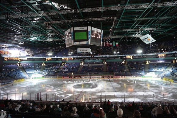 epa03214878 The Hartwall Arena in Helsinki prior to the Ice Hockey World Championship preliminary round match between USA and Kazakhstan, Helsinki, Finland, 11 May 2012. EPA/PEKKA SIPOLA FINLAND OUT