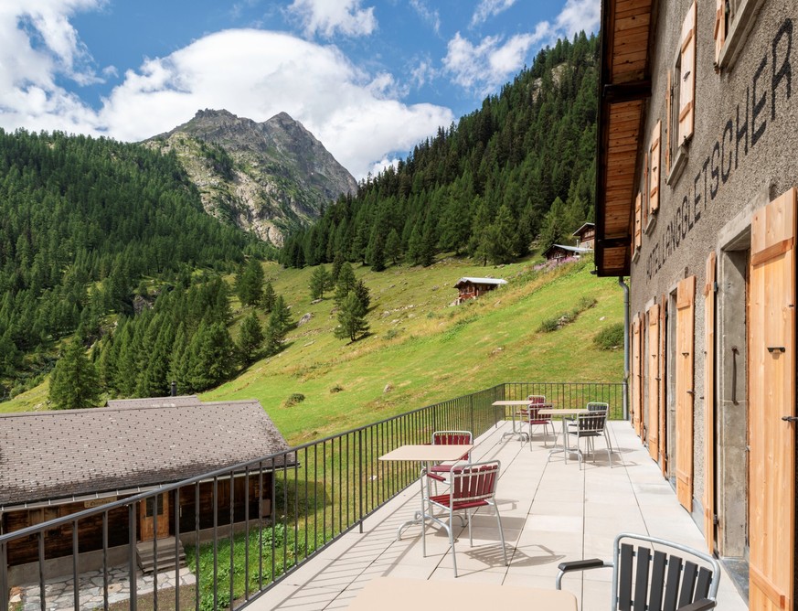 neue Hotels der Schweiz 2024/25 Rauszeit Fafleralp Lötschental Rauszeit