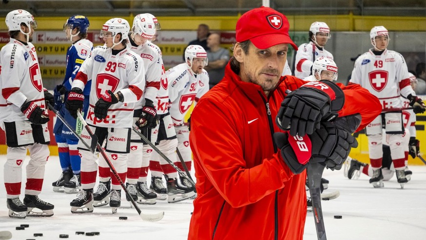 Le départ de Patrick Fischer ne change rien pour la Nati