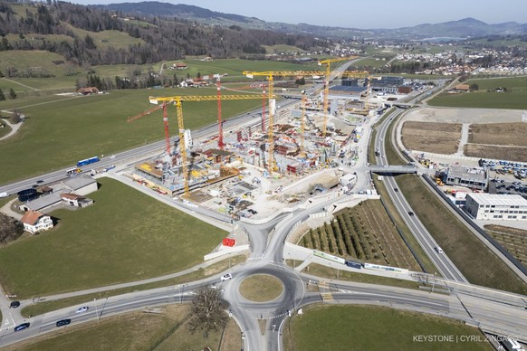 Le chantier de la future usine de production horlogere Rolex photographie ce mercredi 4 mars 2026 a Bulle. (KEYSTONE/Cyril Zingaro)