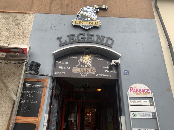 A Yverdon, depuis plusieurs mois, Ruben Ramchurn, héros pour certains, emmerdeur pour d&#039;autres, traque les dealers de sa ville et se met en danger.