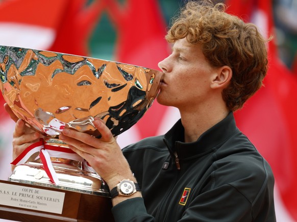 Sinner a récupéré la 1re place mondiale lundi, mais Alcaraz pourrait la lui reprendre dans une semaine