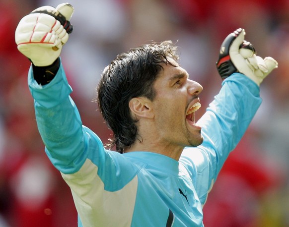 Swiss goalie Pascal Zuberbuehler celebrates at the end of the World Cup, Group G soccer match between Switzerland and Togo, at the Dortmund stadium, Germany, Monday, June 19, 2006. Switzerland won 2-0 ...