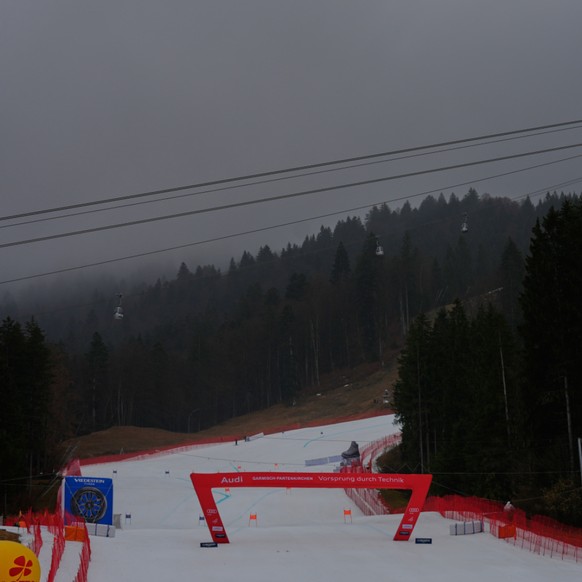 Le super-G de dimanche a été annulé à Garmisch en raison du brouillard