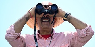 La chute de «Super-moustache»: homme du peuple a la poigne de fer