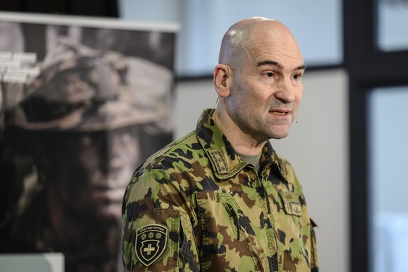 Thomas Suessli, Chef der Armee, zieht Bilanz anlaesslich einer Medienkonferenz zu seinem Abtreten, fotografiert am Dienstag, 2. Dezember 2025 in Bern. (KEYSTONE/Christian Beutler)