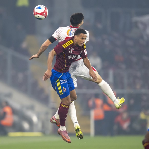 A l'image de Rilind Nivokazi et Lilian Njoh (de face), Servette et Sion ont fini dos à dos à Genève.