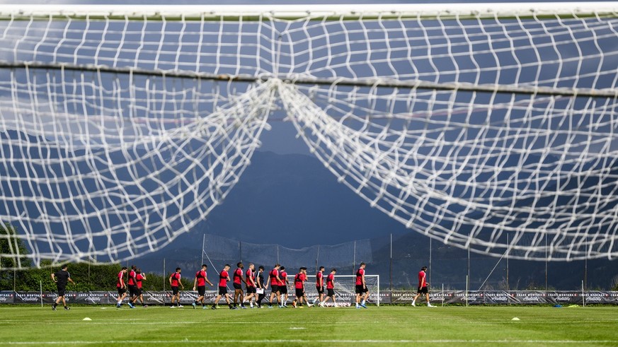 Les joueurs valaisans en action lors de la reprise de l&#039;entrainement du FC Sion le mercredi 15 juin 2022 a Lens pres de Crans-Montana. (KEYSTONE/Jean-Christophe Bott)