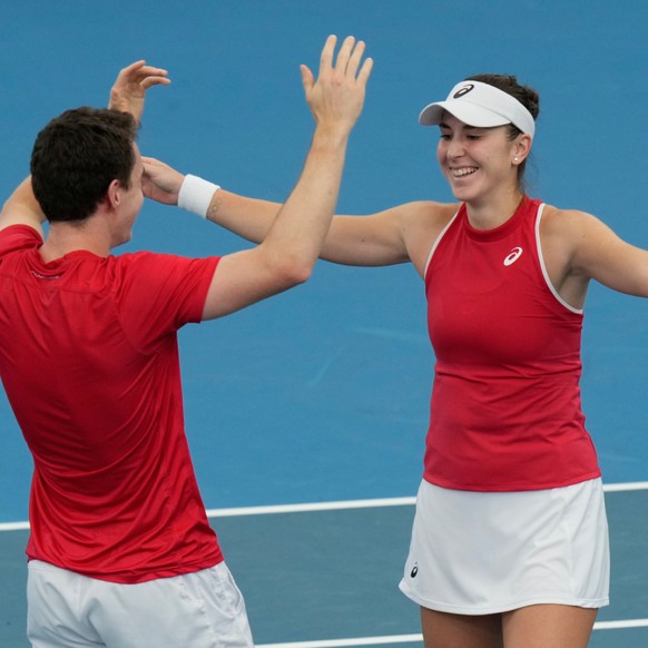 La joie du duo Bencic/Paul, qui a offert la qualification à la Suisse